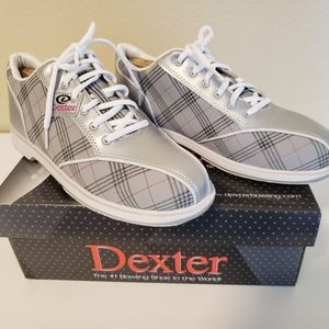 Women's Dexter bowling shoes size 9 1/2.